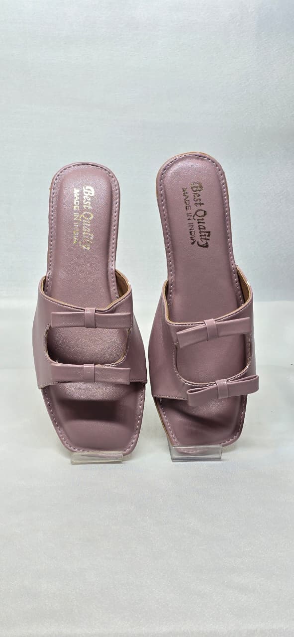 CASUAL FLAT