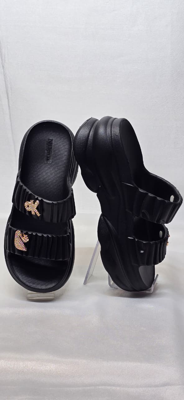 FLIP-FLOP