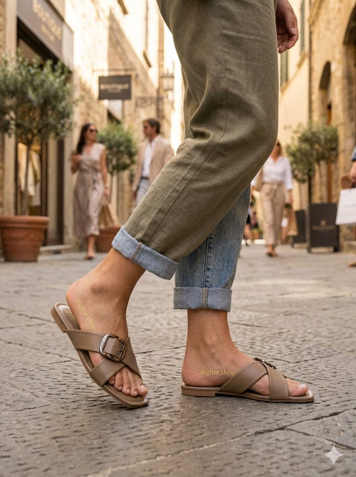 CASUAL FLAT