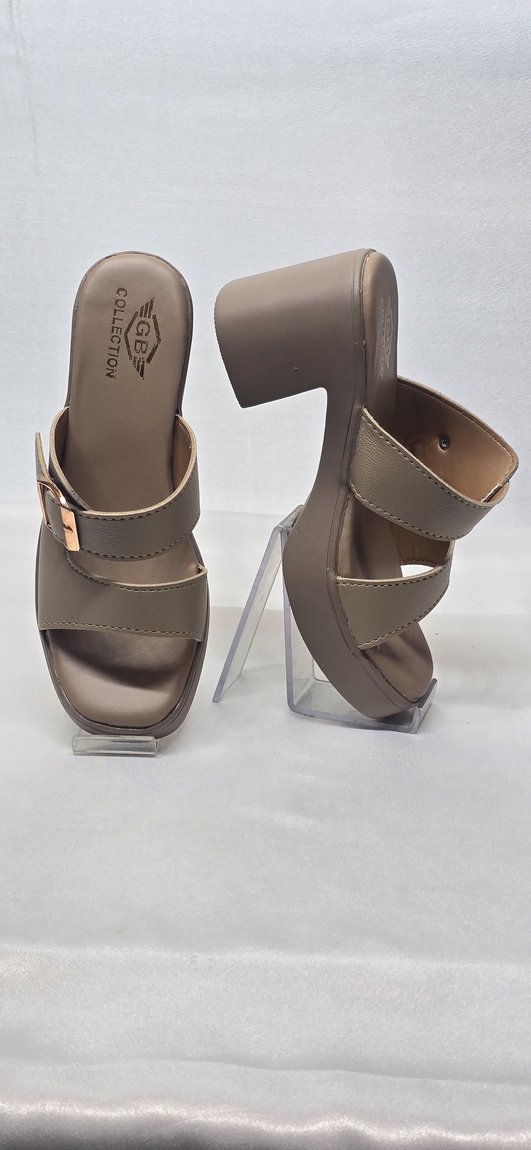 WEDGE HEEL